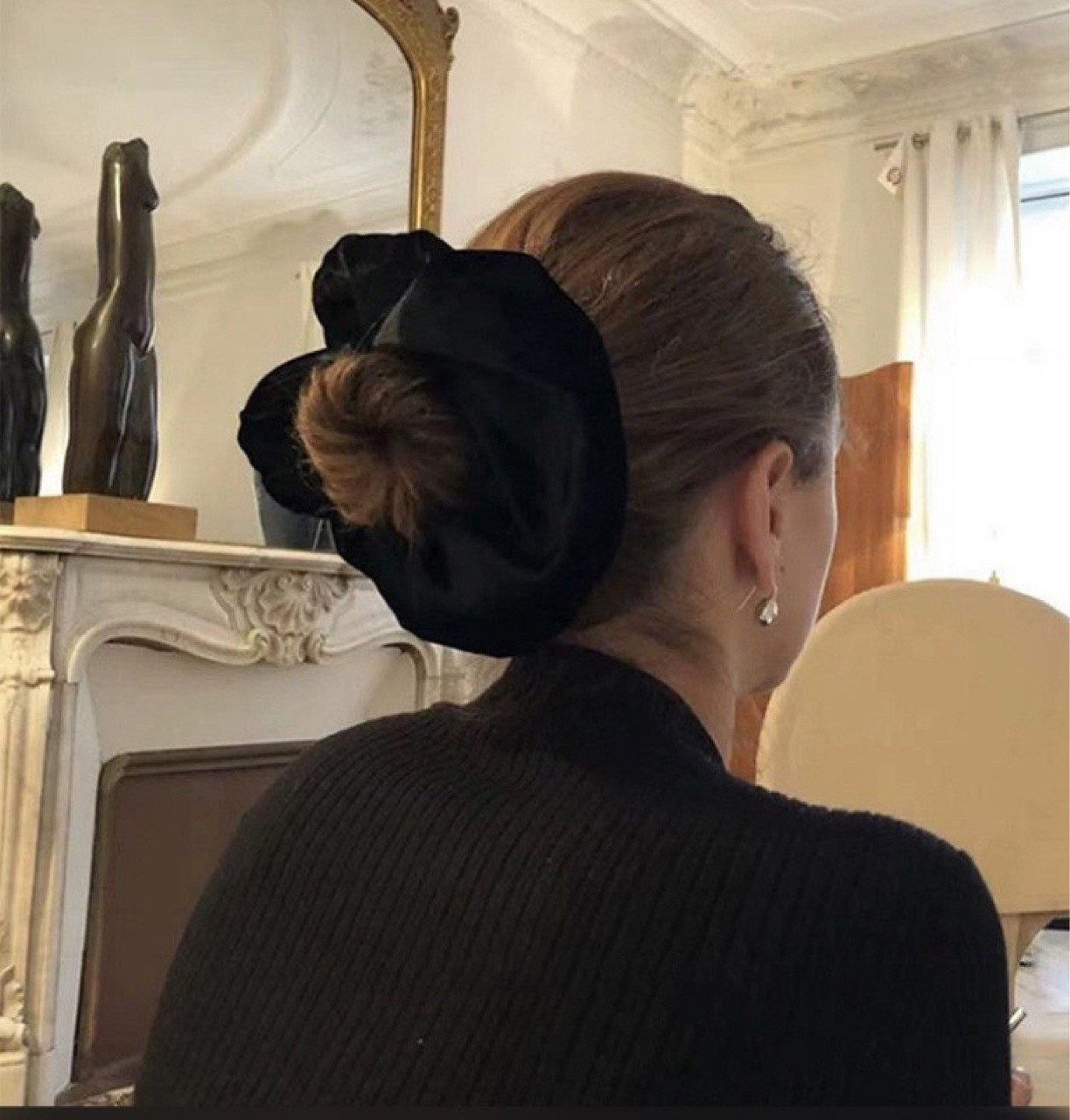 Oversize Black Velvet Scrunchi - Hair Tie Velvet recension och pris